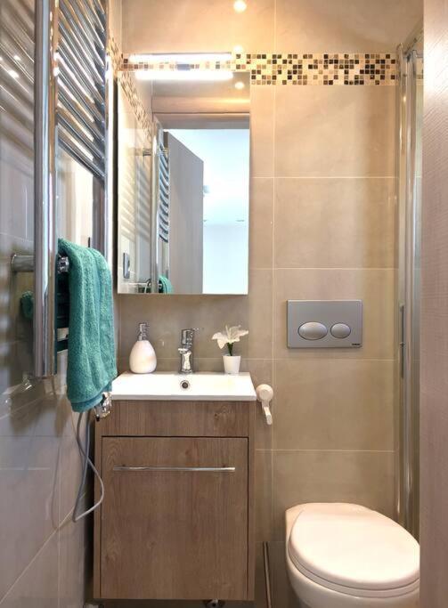 Emerald Mini Suite:Your Deluxe Studio In Kalamaria Saloniki Zewnętrze zdjęcie