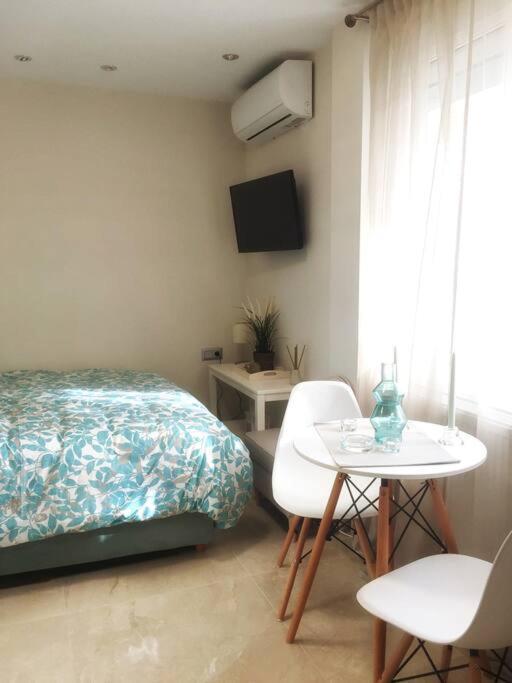 Emerald Mini Suite:Your Deluxe Studio In Kalamaria Saloniki Zewnętrze zdjęcie