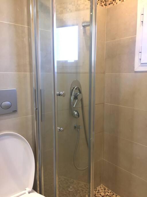 Emerald Mini Suite:Your Deluxe Studio In Kalamaria Saloniki Zewnętrze zdjęcie